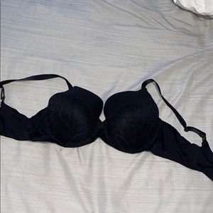 Black 38D Bra.